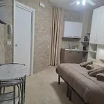 לינה וארוחת בוקר Il Quinto Conte - Vicinanze Policlinico 3*