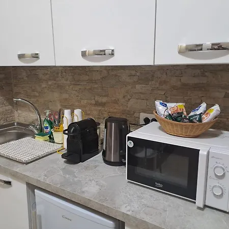 Il Quinto Conte - Vicinanze Policlinico Bed & Breakfast 3*