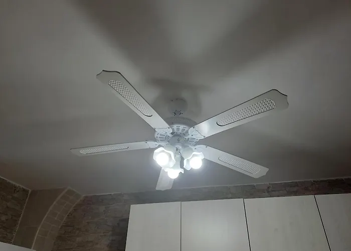 Il Quinto Conte - Vicinanze Policlinico Отель типа 